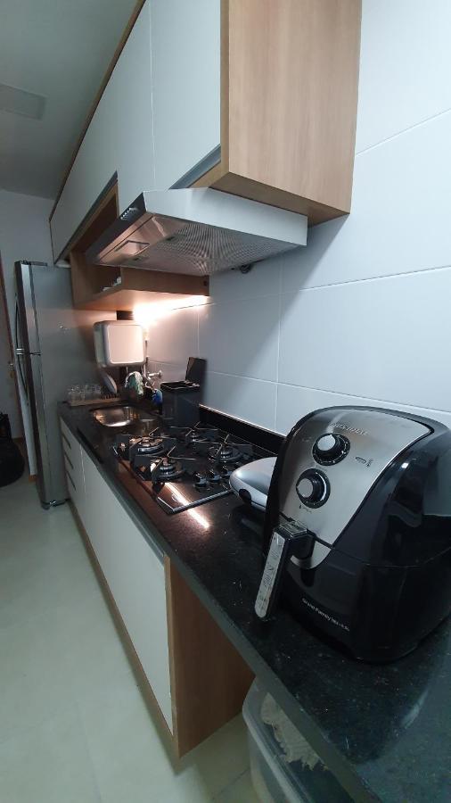 Apt Com Dois Quartos, Novo, Centro De Guarapari! Varanda Gourmet Com Vista Mar, Churrasqueira, Smart Tv, Wi-Fi 200 Mb, Lavadora De Roupas E Garagem Privativa Zewnętrze zdjęcie